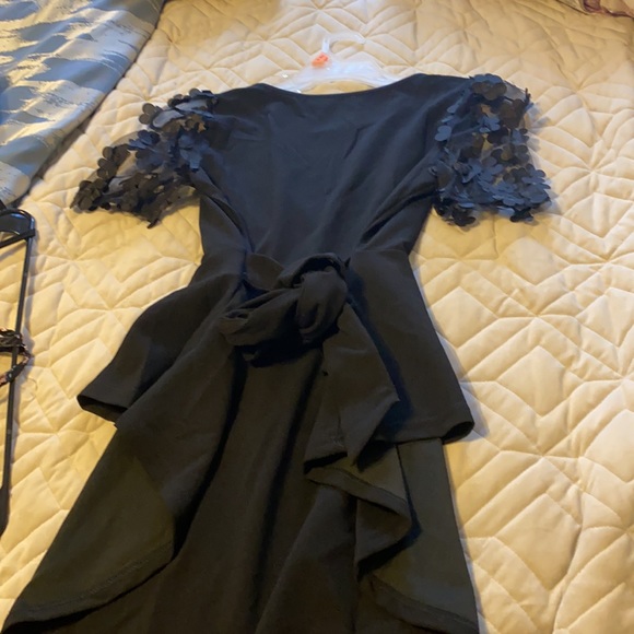 Hi lo top - Picture 2 of 3